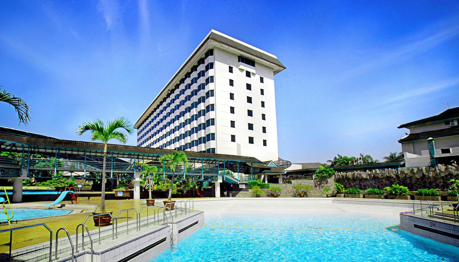 Hotel Horison Ultima Bandung Exterior foto